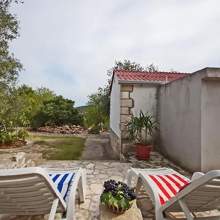 Planika - Two Bedroom With Terrace And Sea View