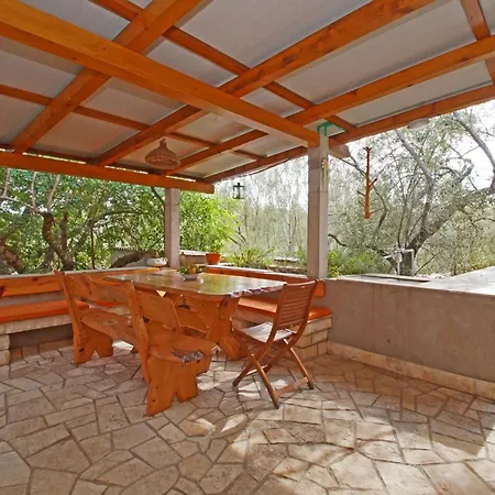 Ferienhaus Planika - Two Bedroom With Terrace And Sea View *