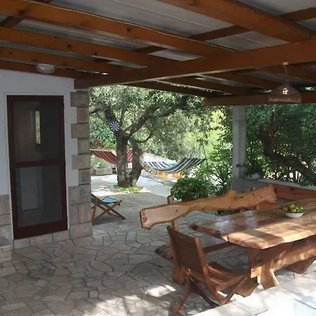 Planika - Two Bedroom With Terrace And Sea View *