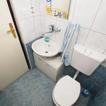 Casa vacanze Planika - Two Bedroom With Terrace And Sea View *