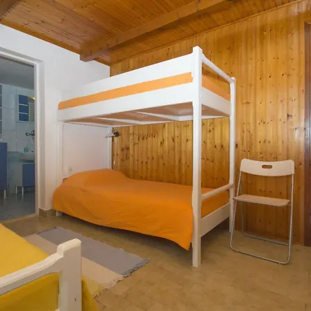 Planika - Two Bedroom With Terrace And Sea View * Vela Luka