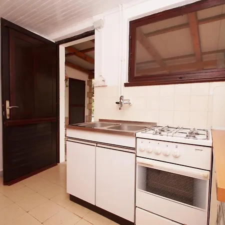 Planika - Two Bedroom With Terrace And Sea View