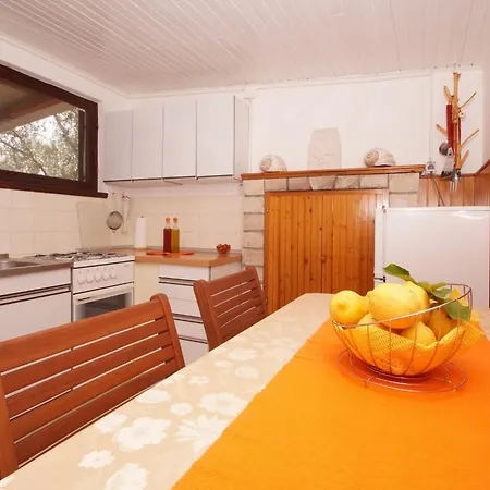 Planika - Two Bedroom With Terrace And Sea View Vela Luka