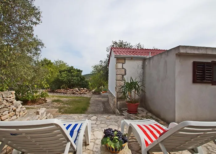 Planika - Two Bedroom With Terrace And Sea View