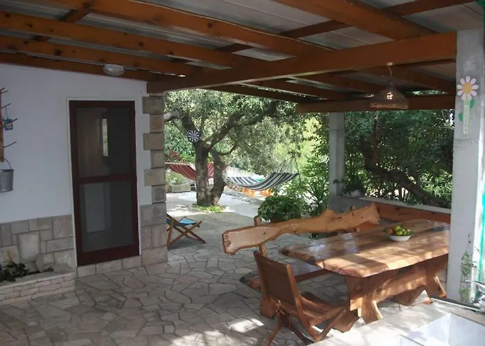 Planika - Two Bedroom With Terrace And Sea View *