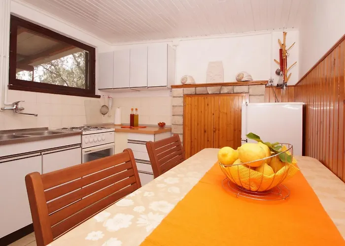 Planika - Two Bedroom With Terrace And Sea View Vela Luka