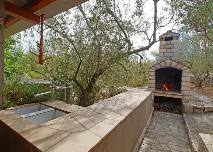 Planika - Two Bedroom With Terrace And Sea View * Vela Luka